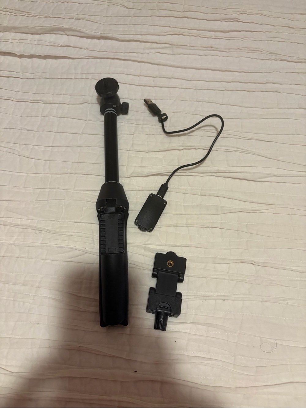 Selfie Stick Black Camera/Phone Mounting Kit with USB Cable